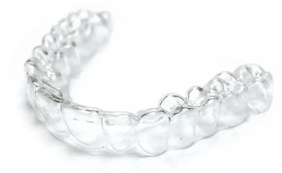 clearcorrect-aligner-e1516200039269-580x356-11